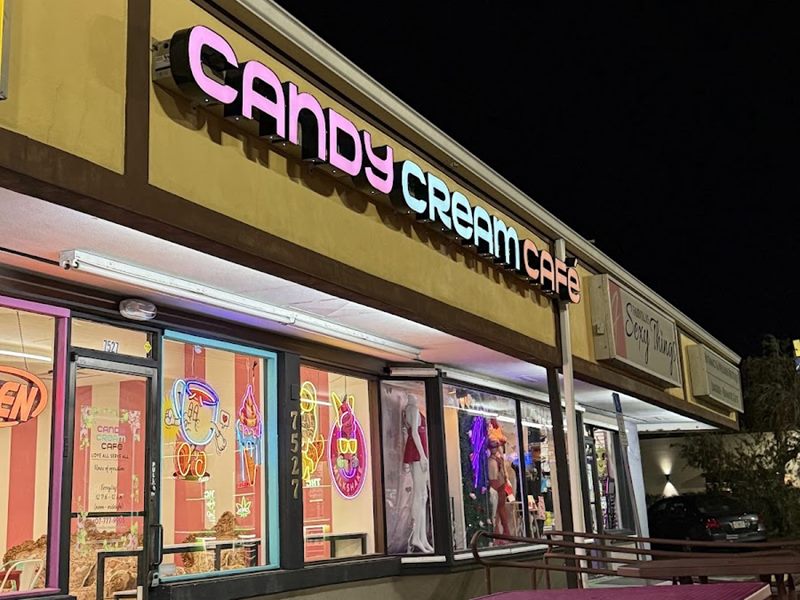 Candy Cream Cafe exterior